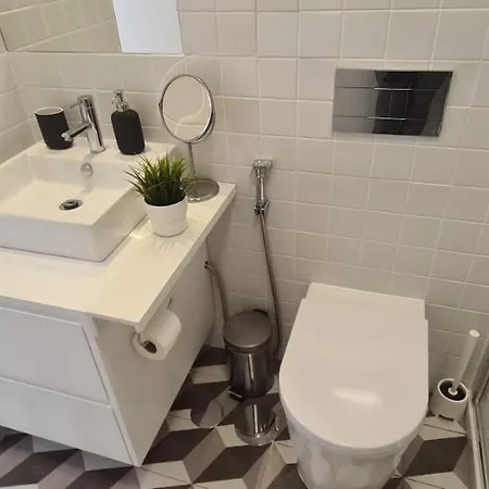 Merc Estudio 245 Porto